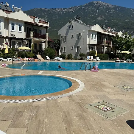 Apartamento Grena Delux Pool Side *