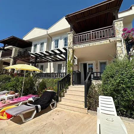 Apartamento Grena Delux Pool Side *