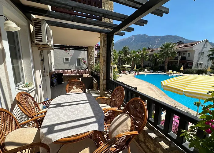Grena Delux Pool Side Apartmán *