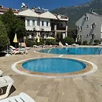 Grena Delux Pool Side Apartment Fethiye
