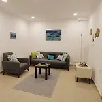 Grena Delux Pool Side Апартаменты *