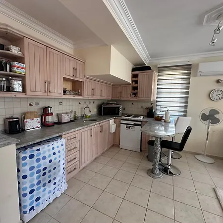 Grena Delux Pool Side Apartamento Fethiye